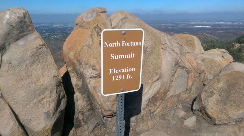 North Fortuna Summit trail sign with elevation at 1291 feet