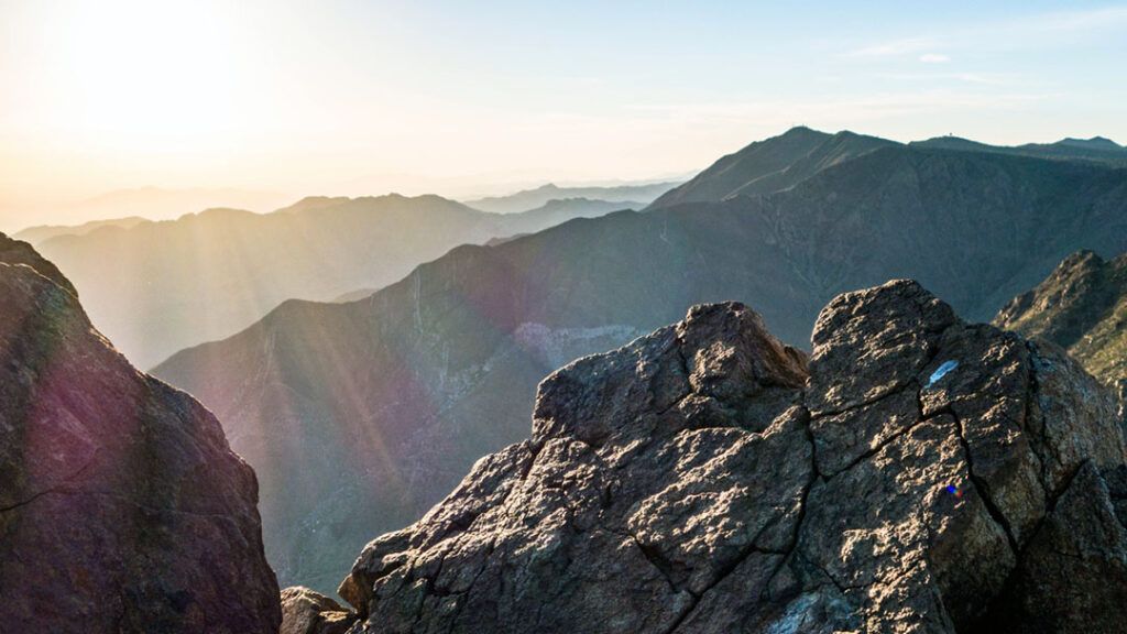 The view southeast from Garnet Peak at sunrise.