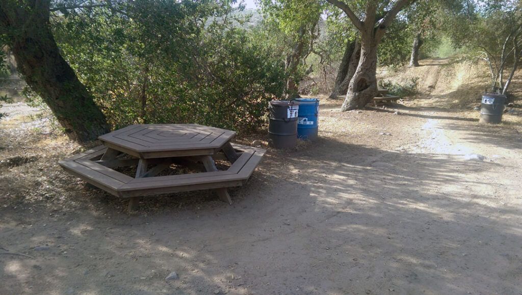 A picnic table in the Suycott Valley picnic area